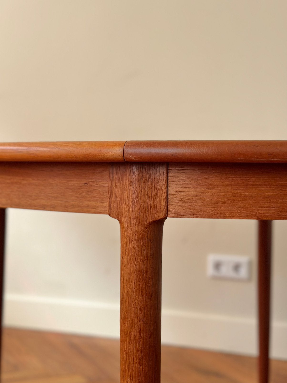 Vintage eettafel Niels Otto møller teak hout jaren 50/60/70, Ophalen, Gebruikt, Teakhout, Vijf personen of meer