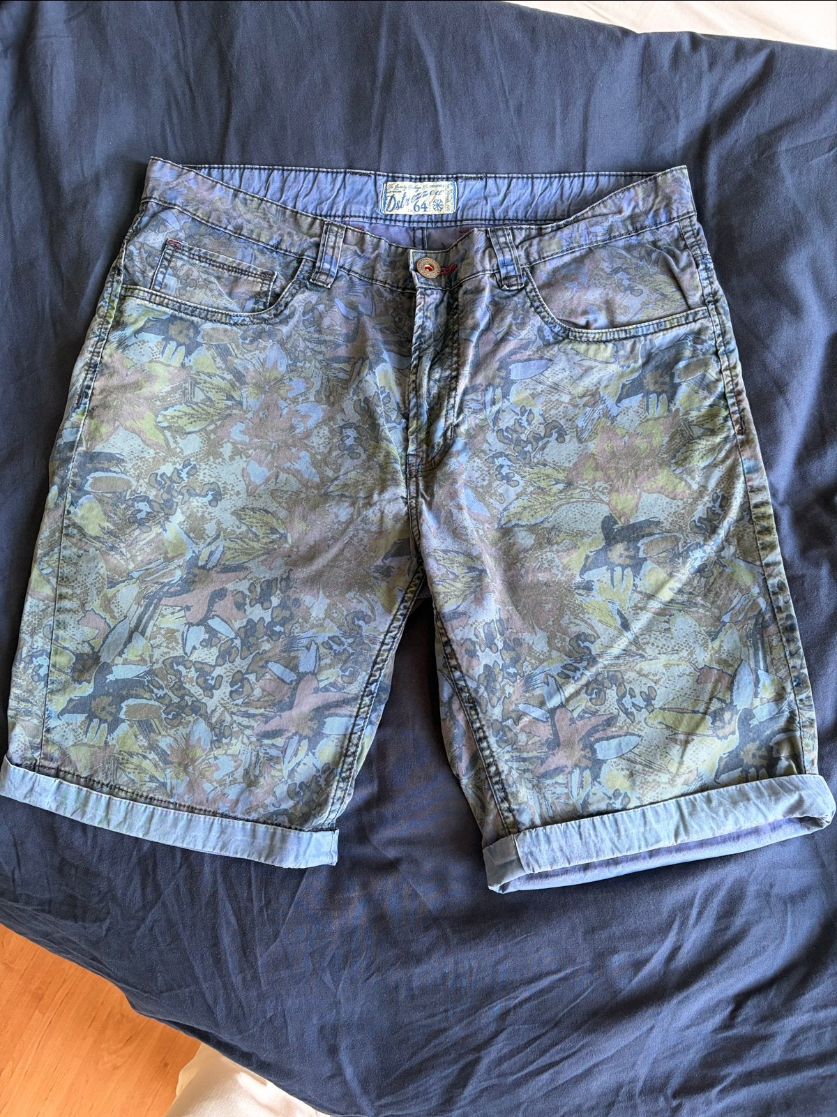 Dstrezzed zomershort met opvallende print, Ophalen of Verzenden, Gedragen, Maat 48/50 (M), Meerkleurig