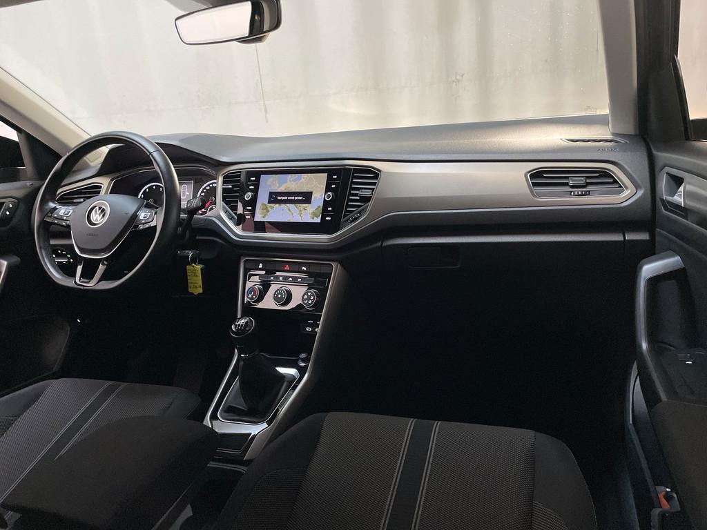 Volkswagen T-Roc 1.0 TSI Style App-Connect DAB+ Adaptive Cru, Voorwielaandrijving, Stof, Gebruikt, Zwart
