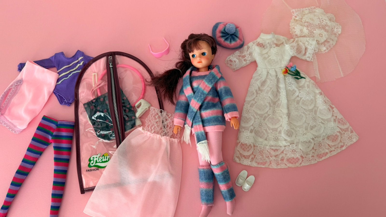 Vinage Fleur Barbie doll met vele extra’s, Ophalen of Verzenden, Gebruikt, Fashion Doll