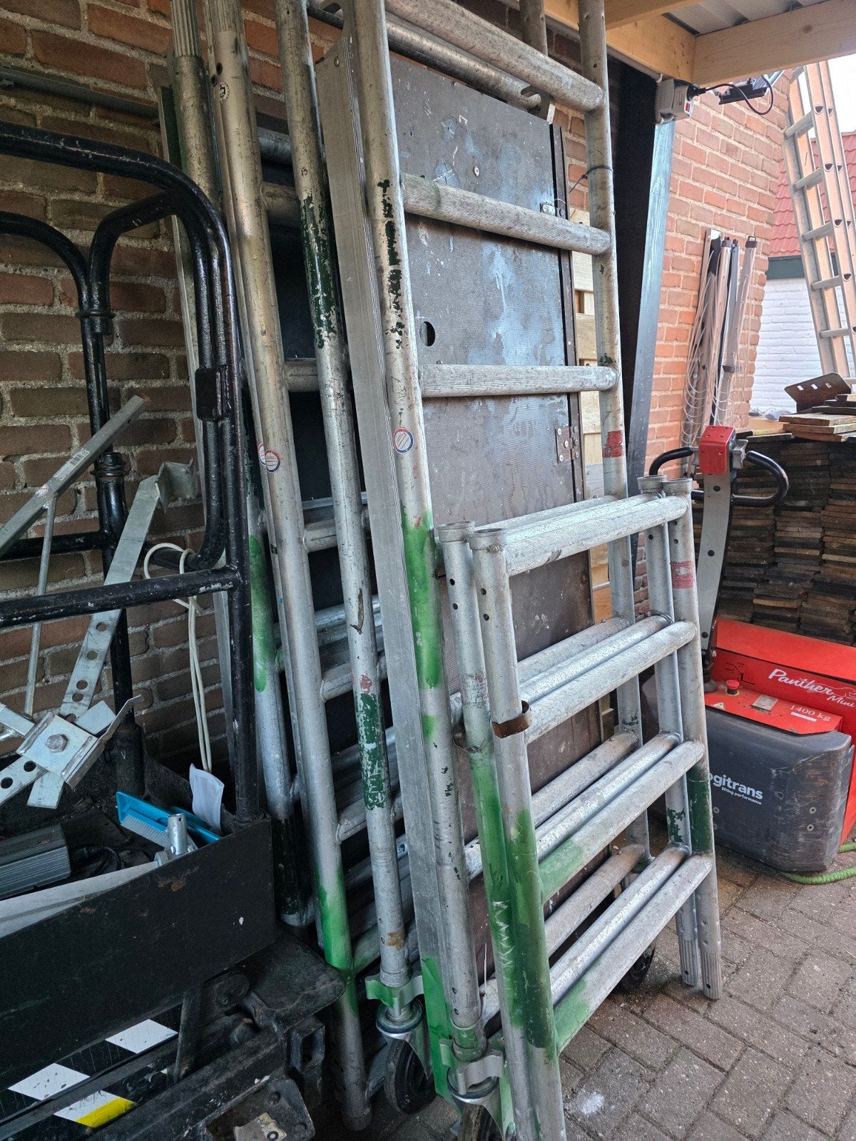 Gebruikte rolsteiger met wielen - Ideaal voor klussen, Doe-het-zelf en Verbouw, Gebruikt, ., Ophalen of Verzenden, .