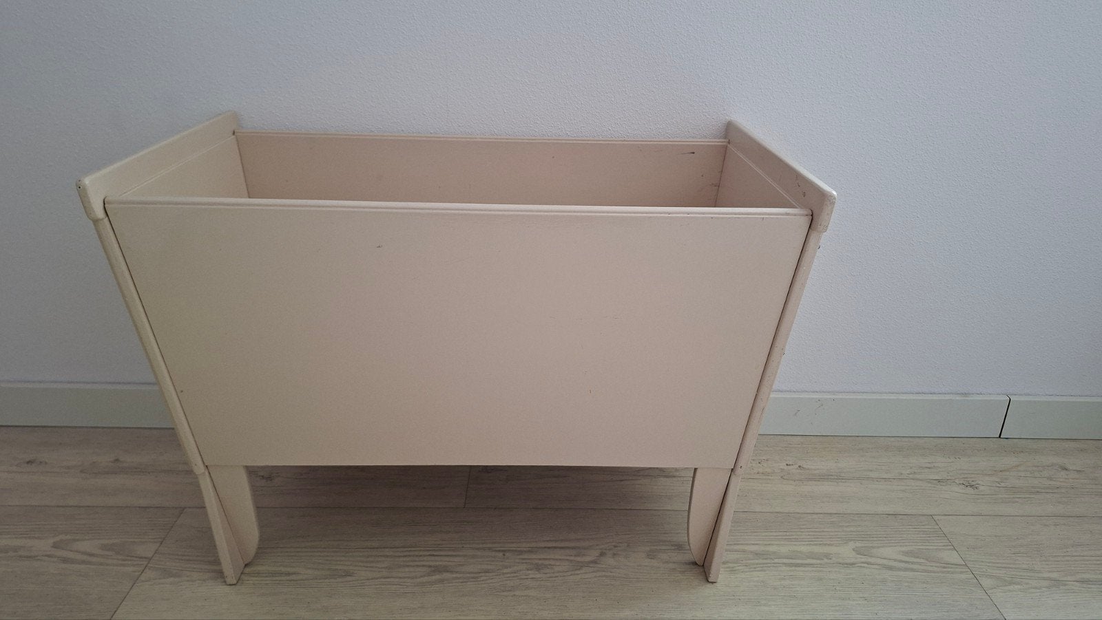 houten poppenwieg, Ophalen, Gebruikt, Ontdekken