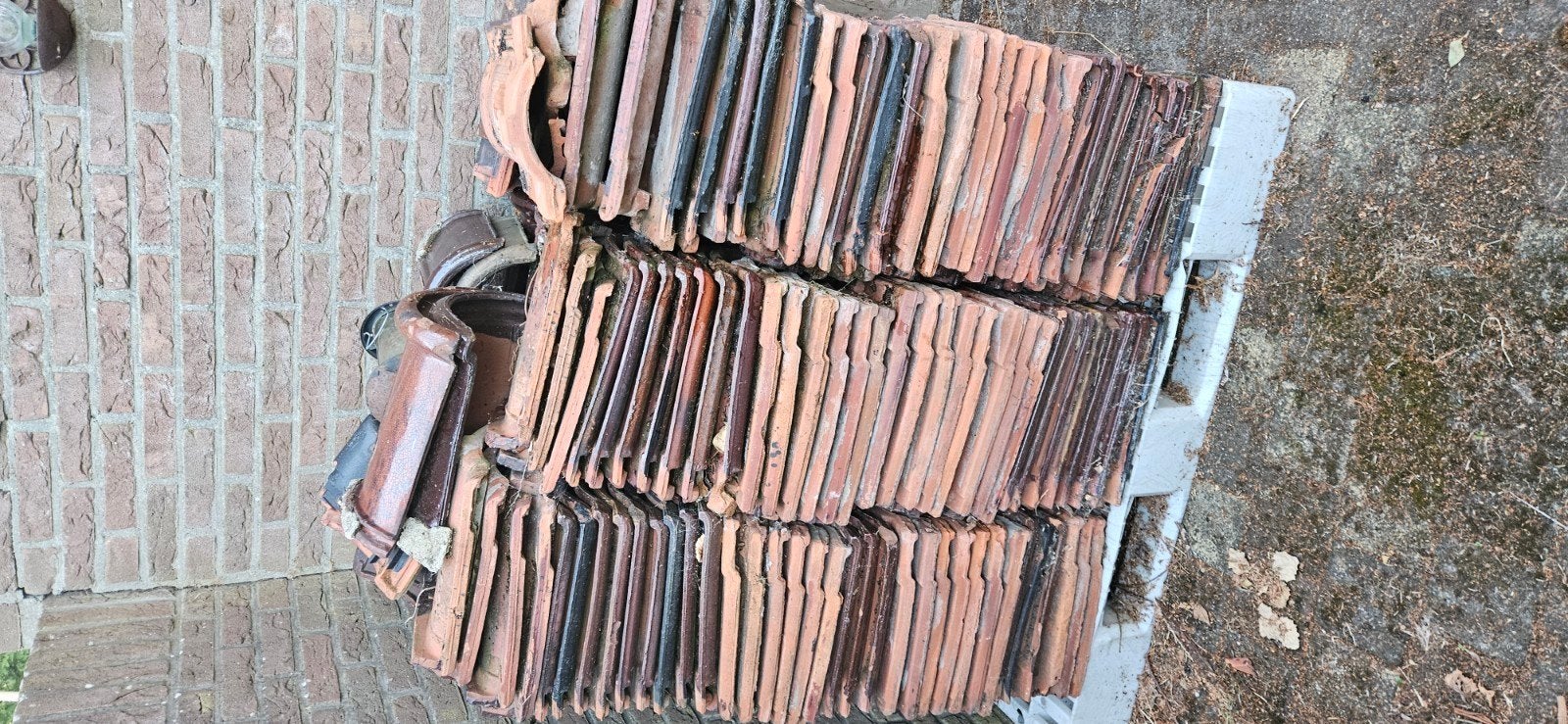 Gratis gebakken dakpannen, Gebruikt, Steen of Klei, Ophalen of Verzenden, 15 m² of meer