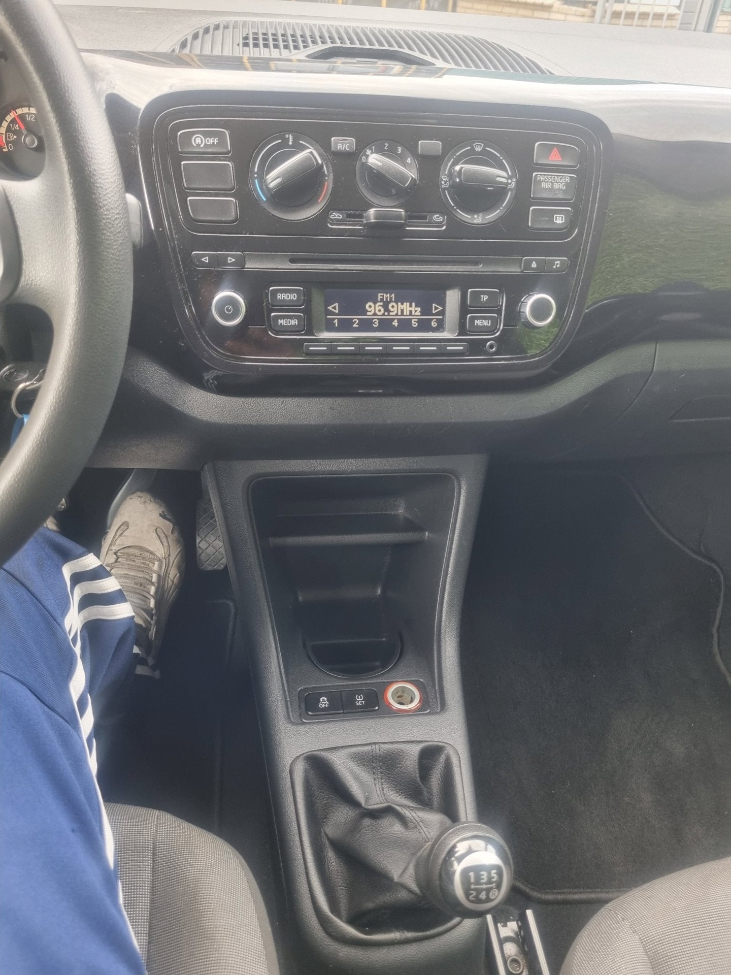 Foto 17 van Volkswagen Up! 1.0 move up! BlueMotion