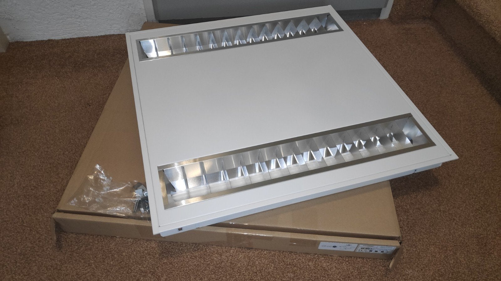 Macbright LED verlichting Systeemplafond 27W 4000k 3300Lm, Ophalen