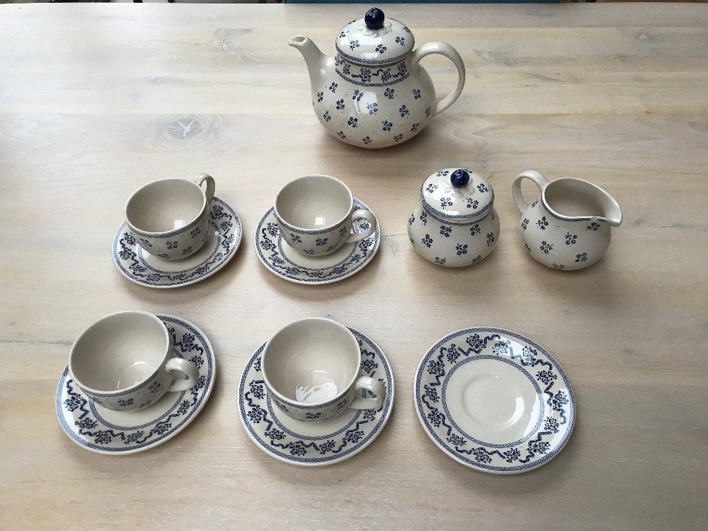 Laura ashley petite fleur vintage servies, Gebruikt, Overige merken, Vintage, Ophalen of Verzenden