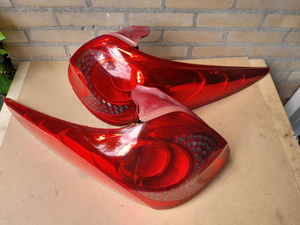 ACHTERLICHT Links + Rechts - Origineel - PEUGEOT 207 SW, Auto-onderdelen, Verzenden, Gebruikt, Peugeot