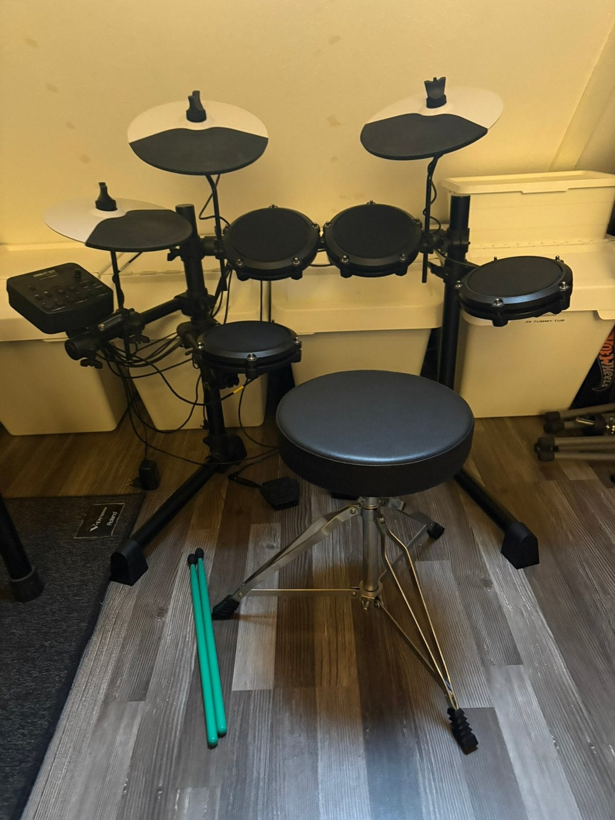 Alesis Debut Elektronisch drumstel, Ophalen, Zo goed als nieuw