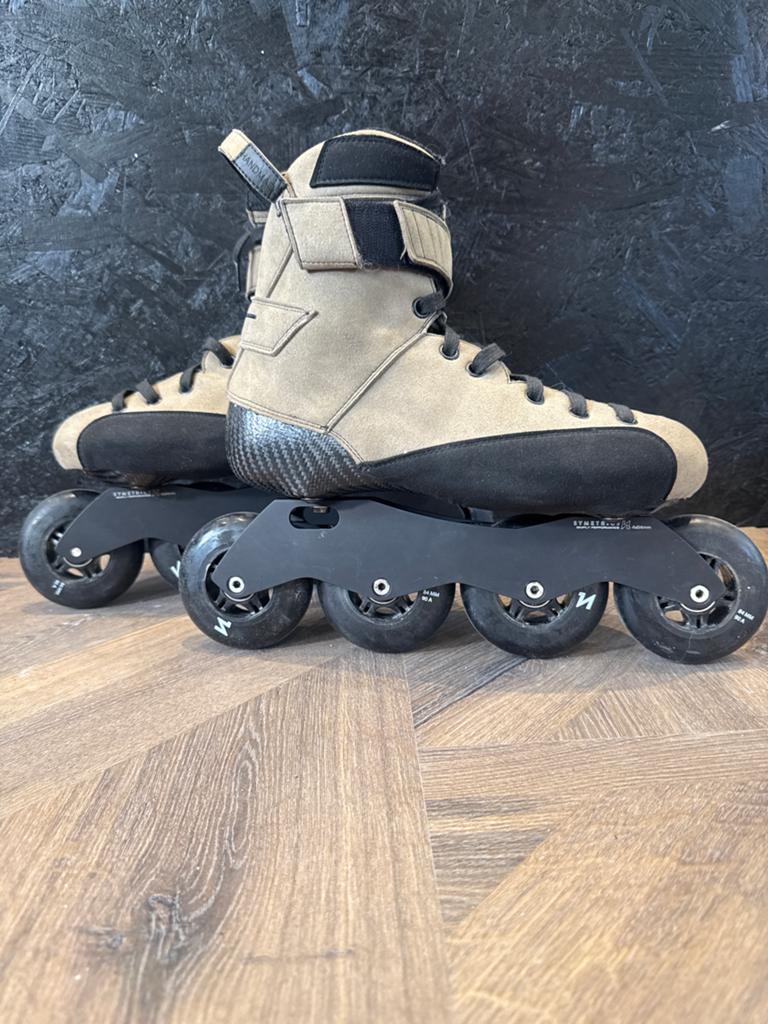 Skates Adapt GT Skeeler Schoenen Maat 39 (valt als 40), Ophalen of Verzenden, Gebruikt, Inline skates 4 wielen, Overige merken