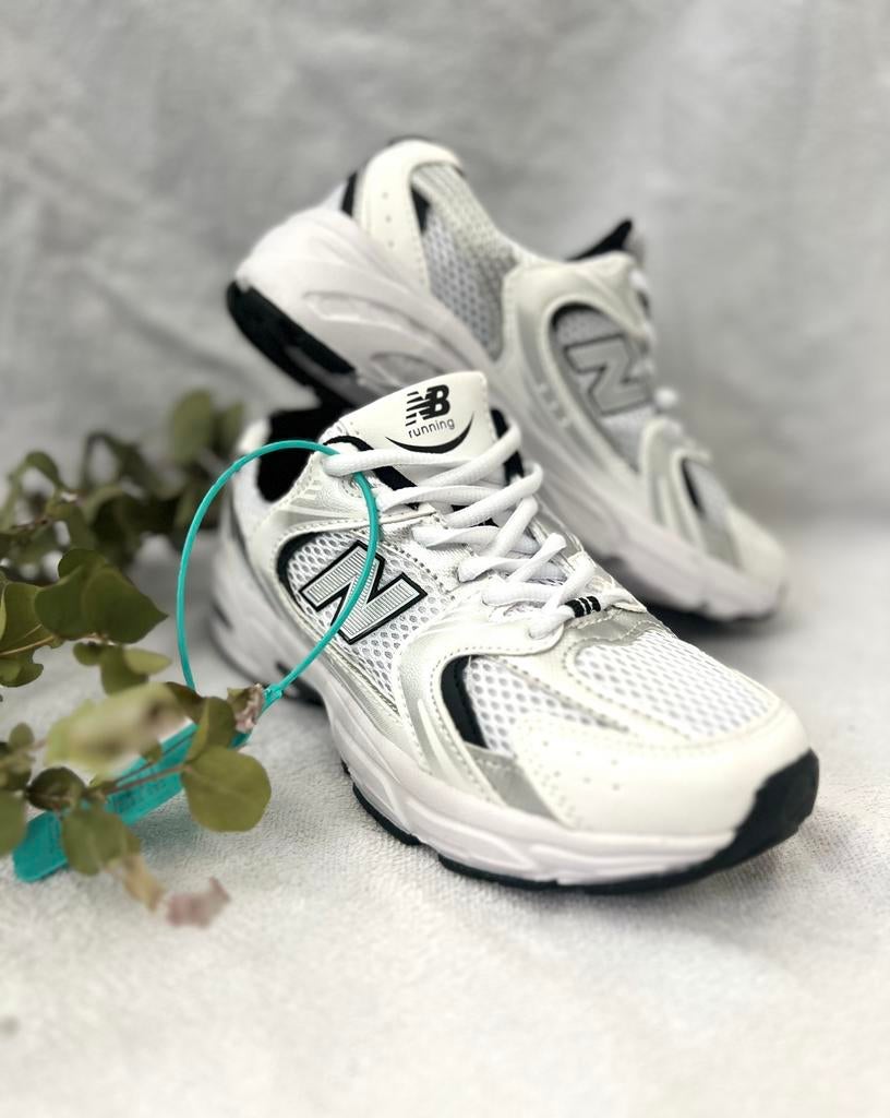 New Balance 530 - Maat 37, Kleding | Dames, Schoenen, Wit, Nieuw, Ophalen of Verzenden, Sneakers of Gympen