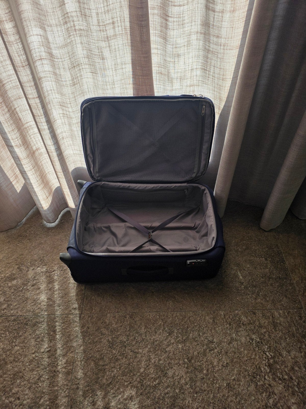Samsonite koffer + toilettas 

o, Sieraden, Tassen en Uiterlijk, Tassen | Reistassen en Weekendtassen, Ophalen, Wieltjes, 20 tot 30 cm