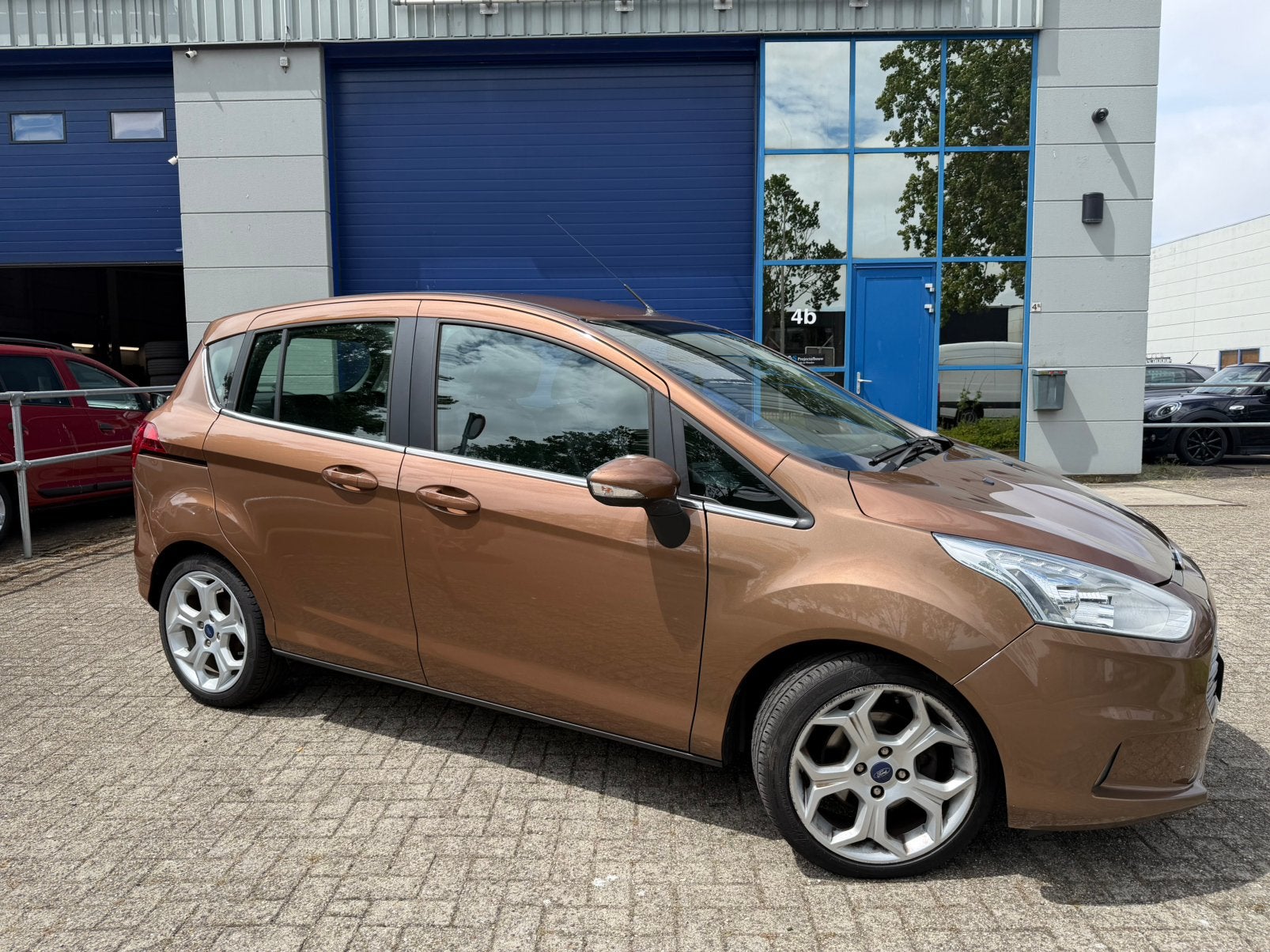 Ford B-Max 1.6 Ti-vct 77KW/105PK| Automaat| Volle opties!|, Auto's, Zwart, 4 cilinders, Bruin, B-Max