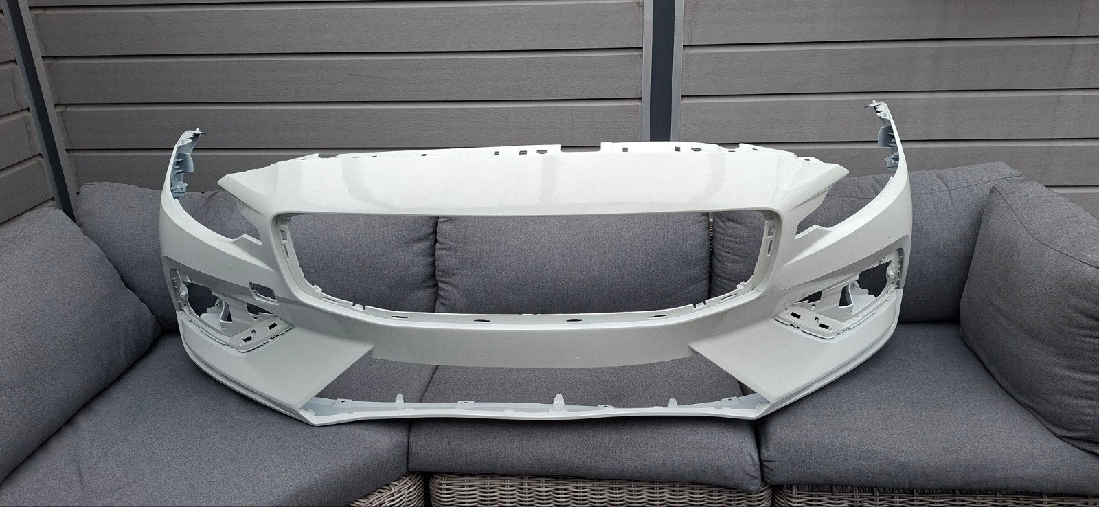 volvo v60 voor bumper, Voor, Nieuw, Ophalen of Verzenden, Volvo