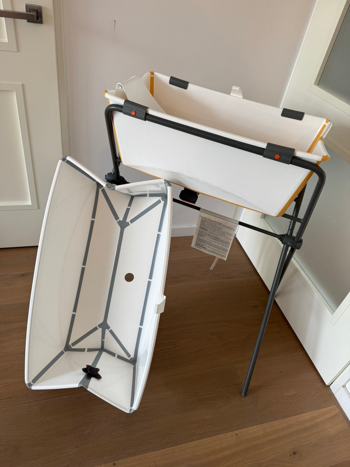 Stokke Flexi Bath + XL | standaard + newborn inzet |, Kinderen en Baby's, Ophalen, Zo goed als nieuw, Badje, Standaard