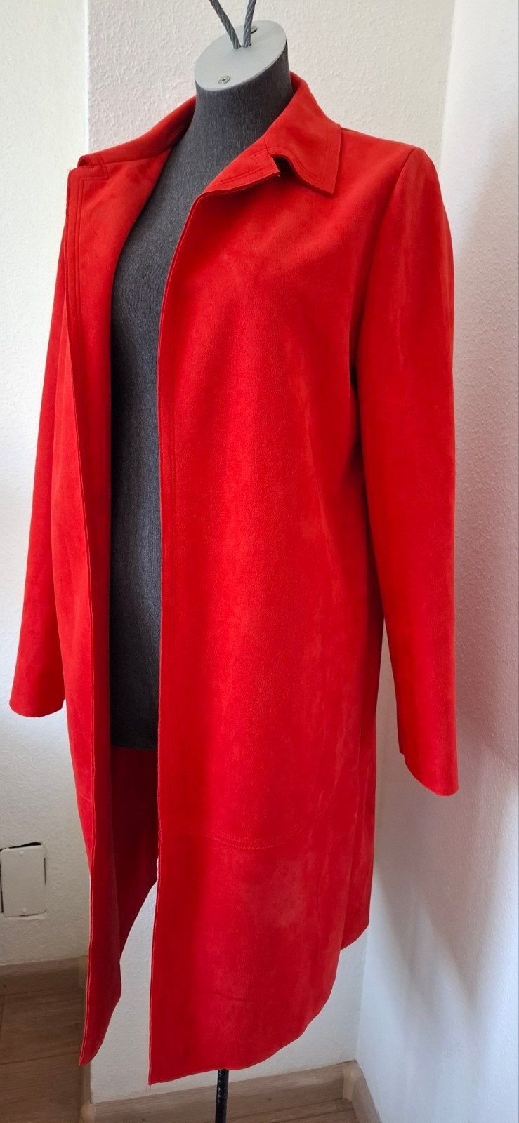 Zara jas vest tussenjas rood maat M 38 suedelook  izgs, Maat 38/40 (M), Zara, Ophalen of Verzenden, Gedragen