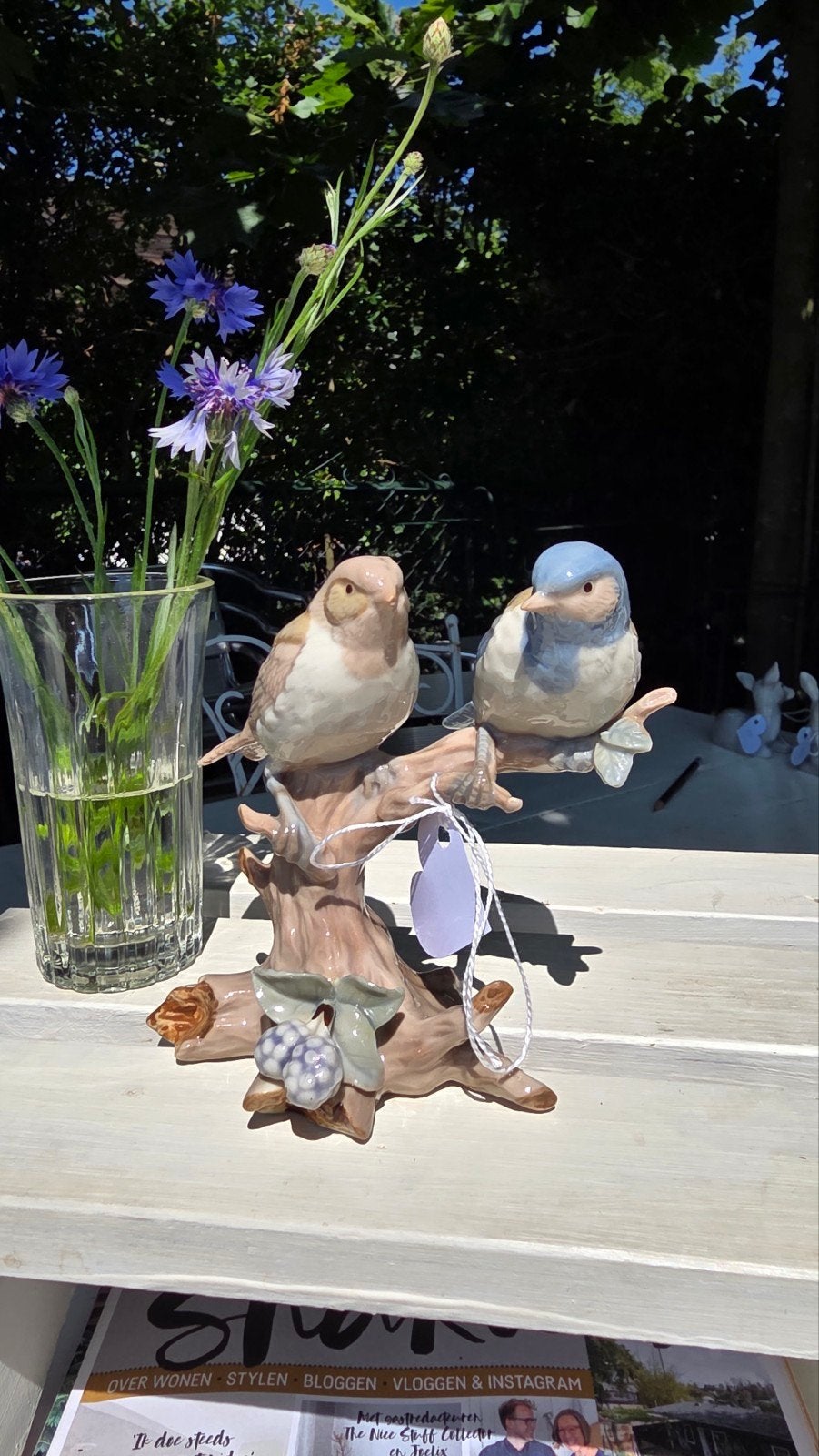 2 Vintage Vogelbeeldjes Grijs/Blauw,  porseleinen vogeltjes, Ophalen of Verzenden