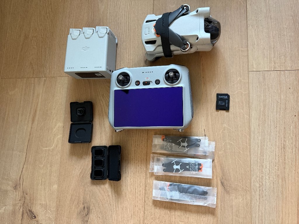 DJI Mini 3 PRO fly more combo, Audio, Tv en Foto, Drones, Ophalen, Zo goed als nieuw, Cameradrone
