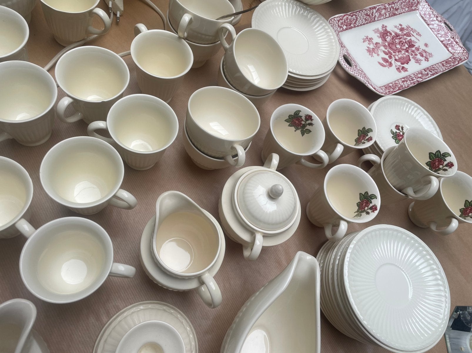 Wedgwood Edme en Moss Rose servies, Overige typen, Ophalen of Verzenden, Zo goed als nieuw, Wedgwood