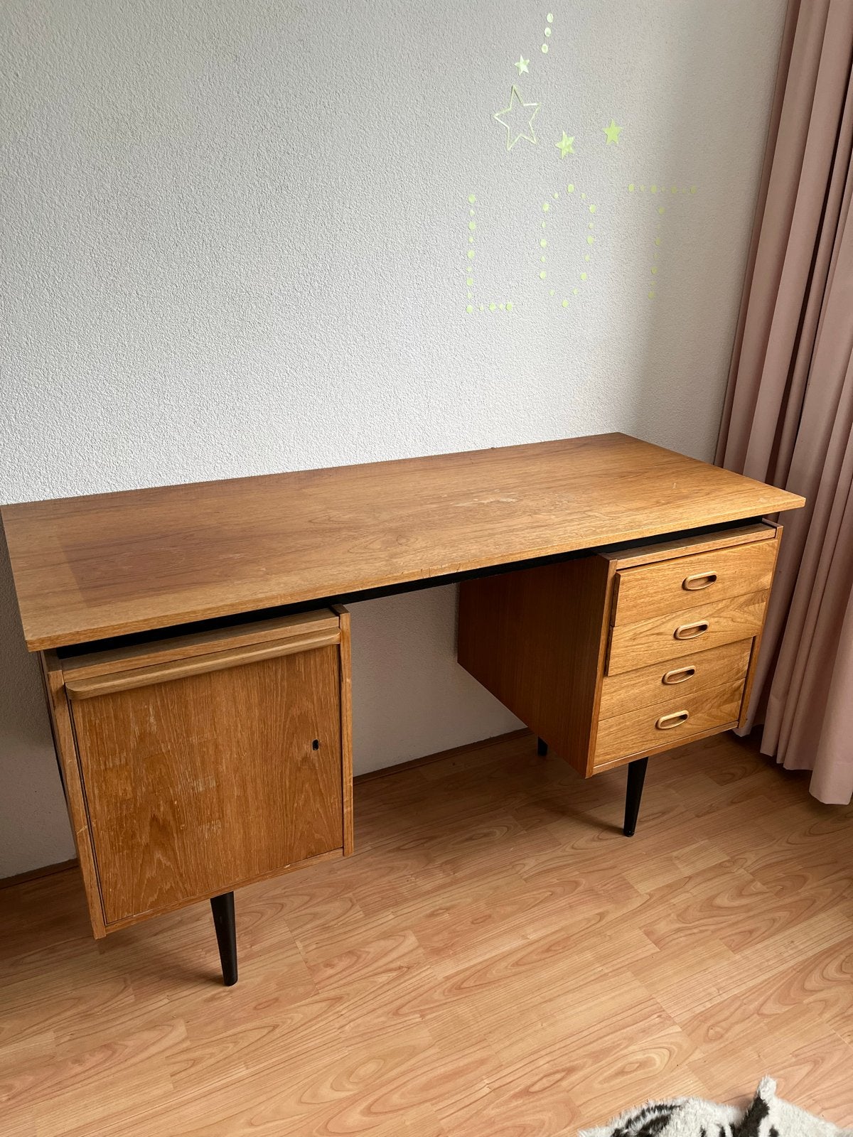 Vintage jaren 60/70 retro houten bureau, Huis en Inrichting, Bureaus, Ophalen, Overige typen, Gebruikt, Overige merken