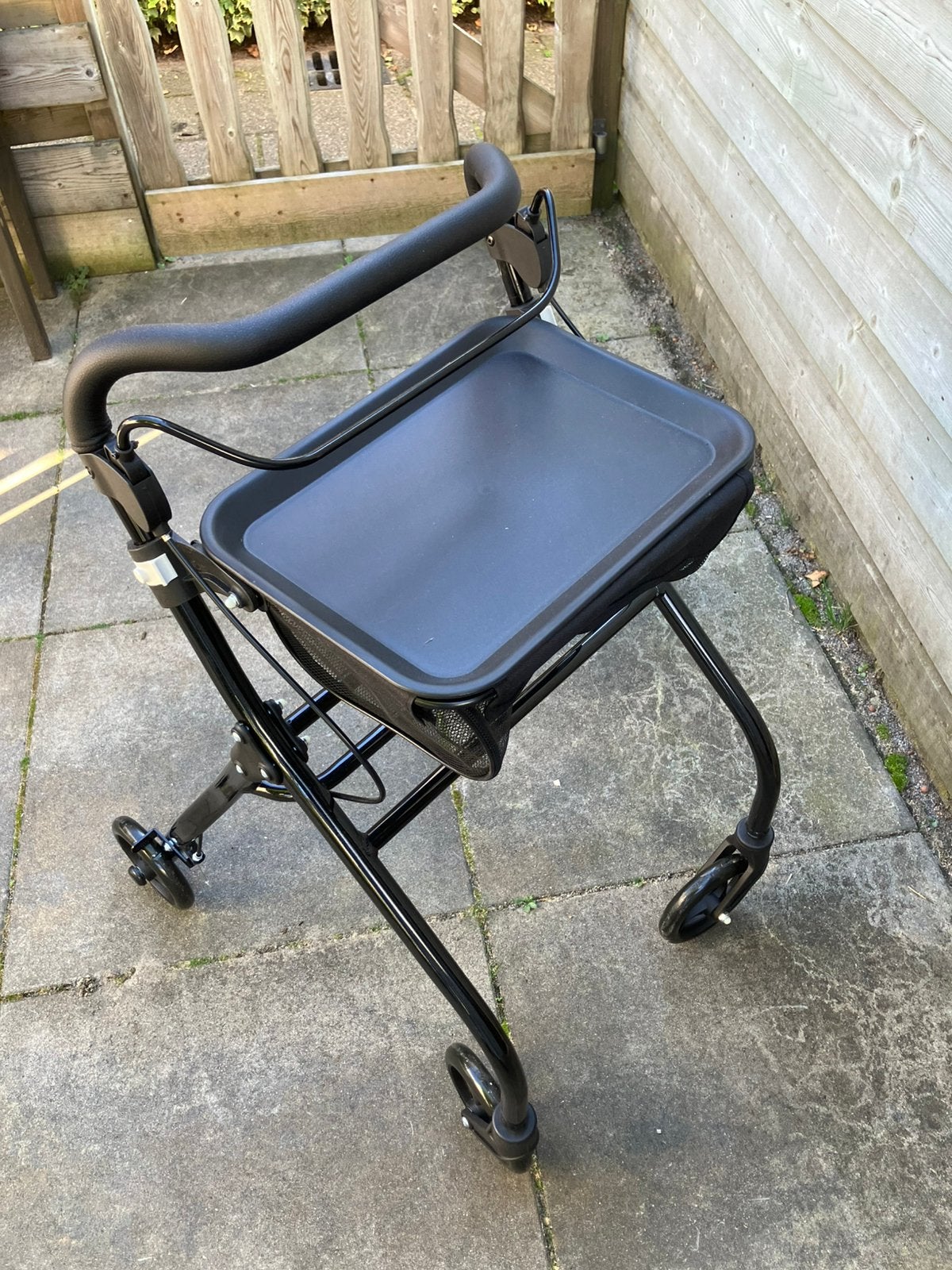 Rollator voor binnen. Bijna nieuw., Diversen, Ophalen, Zo goed als nieuw