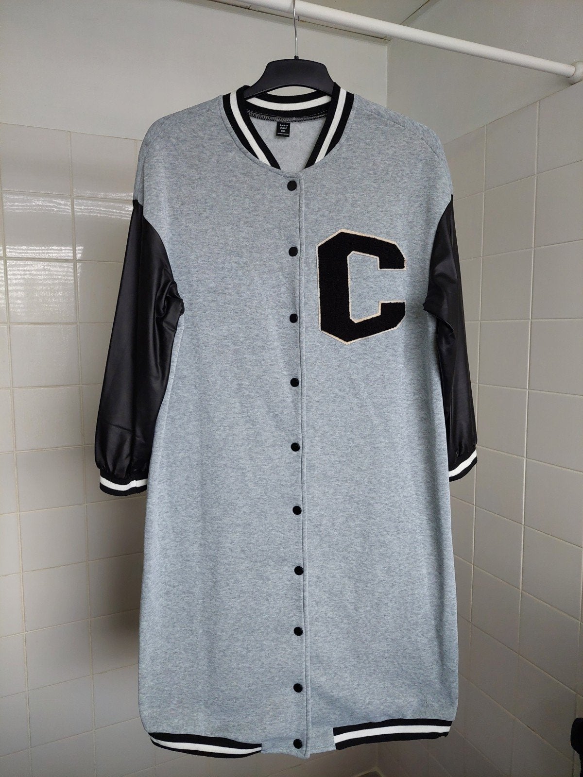 Lange baseball jacket - Nieuw XL, Ophalen of Verzenden, Nieuw, Maat 46/48 (XL) of groter, Grijs