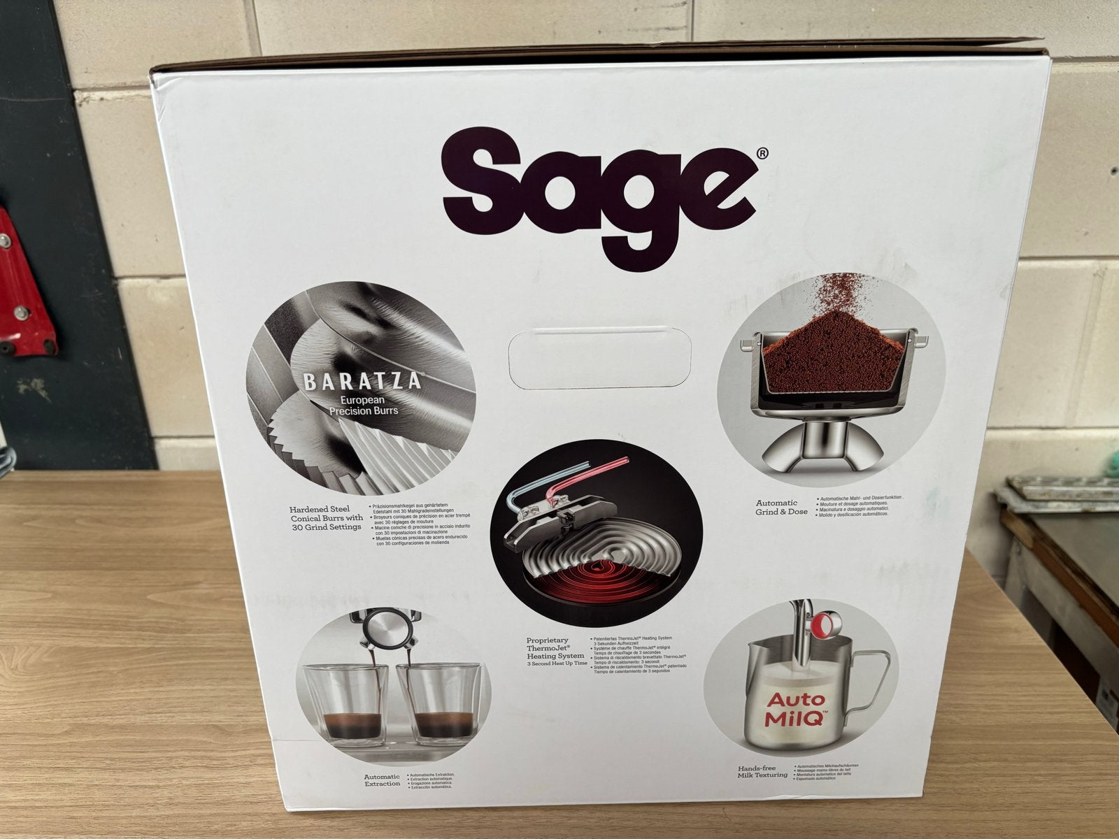 Sage The Barista Touch SES880BTR Espressomachine, Afneembaar waterreservoir, Espresso apparaat, Nieuw, 2 tot 4 kopjes