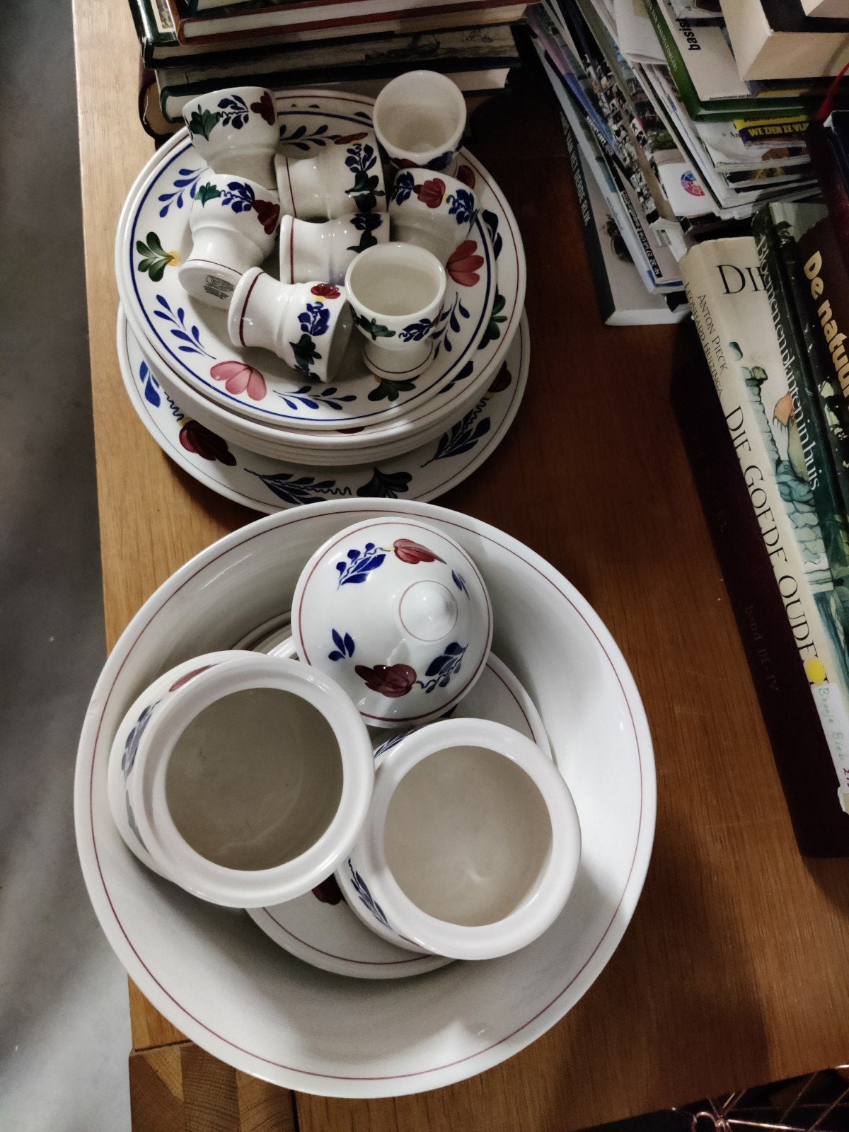 Boerenbont servies: borden, eierdopjes, schalen en meer, Gebruikt, Keramiek, Landelijk/Boerenbont, Ophalen of Verzenden