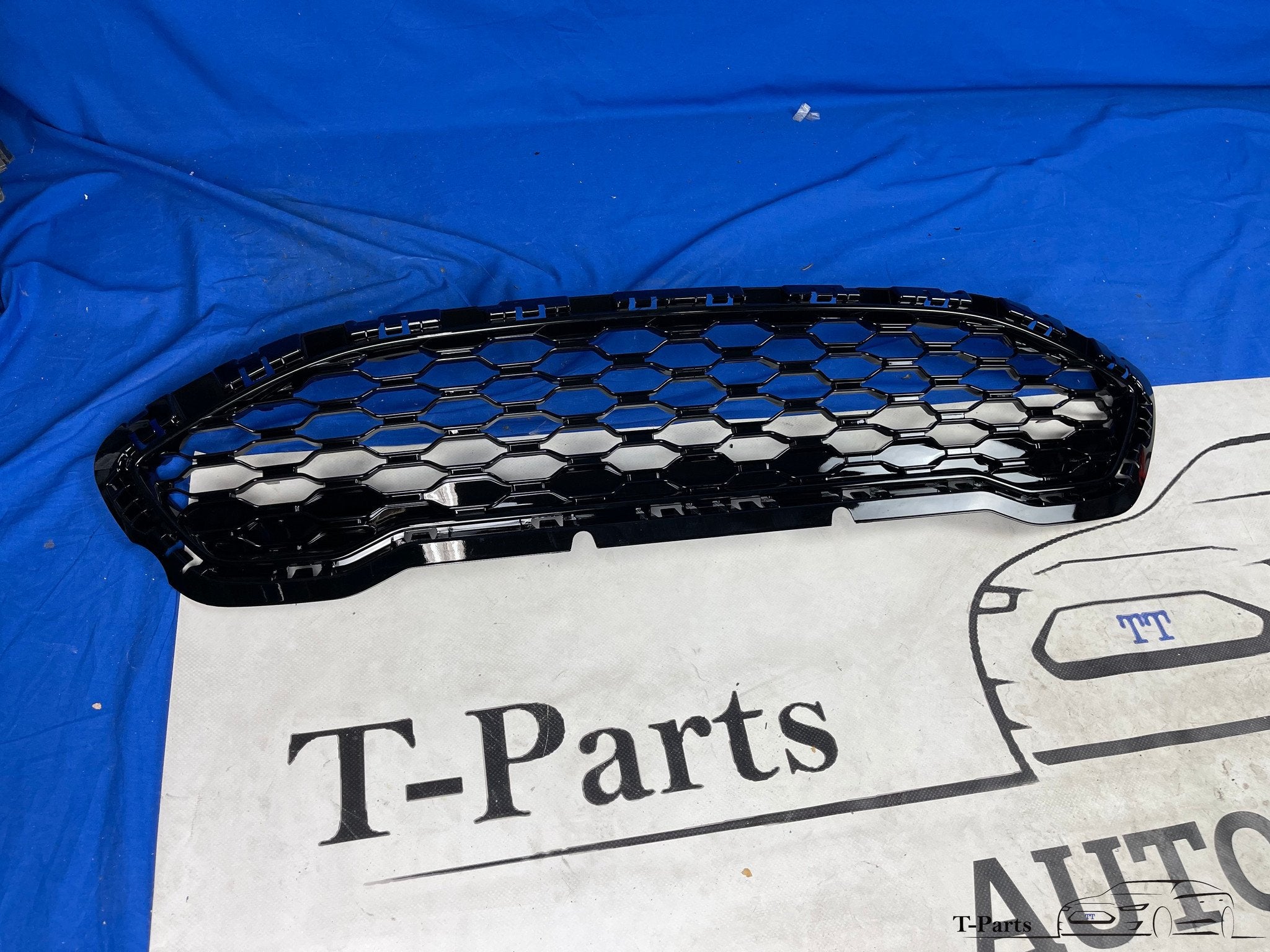 Ford fiesta mk8 grille zwart glans gril rooster voorbumper b, Info@fabrikant.eu, Fabrikant BV, Nieuw, Ophalen of Verzenden