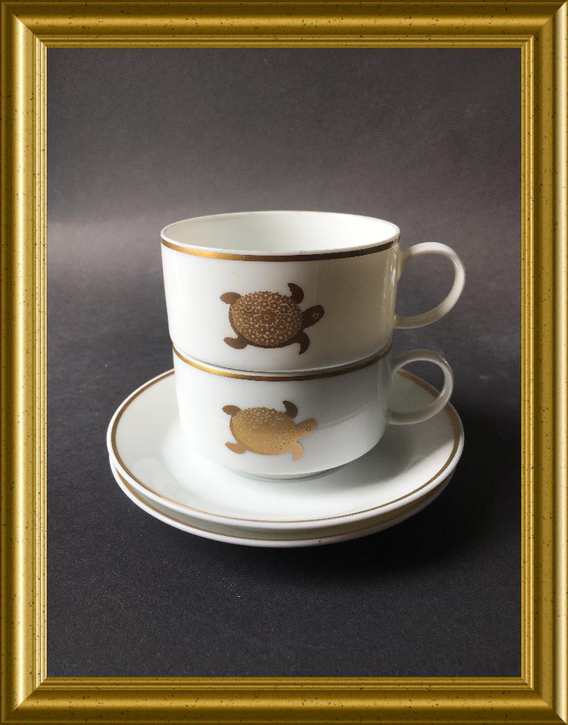 2 kleine porsleinen kopjes: rosenthal schildpad, wit + goud, Ophalen of Verzenden