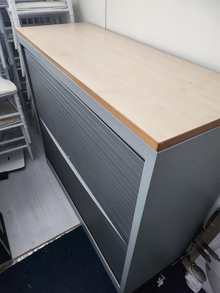 Kast met roldeur - Zeer goede staat, Ophalen of Verzenden