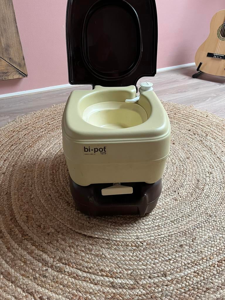 Kampeer draagbaar toilet mobiel toilet camping toilet, Caravans en Kamperen, Ophalen of Verzenden, Zo goed als nieuw