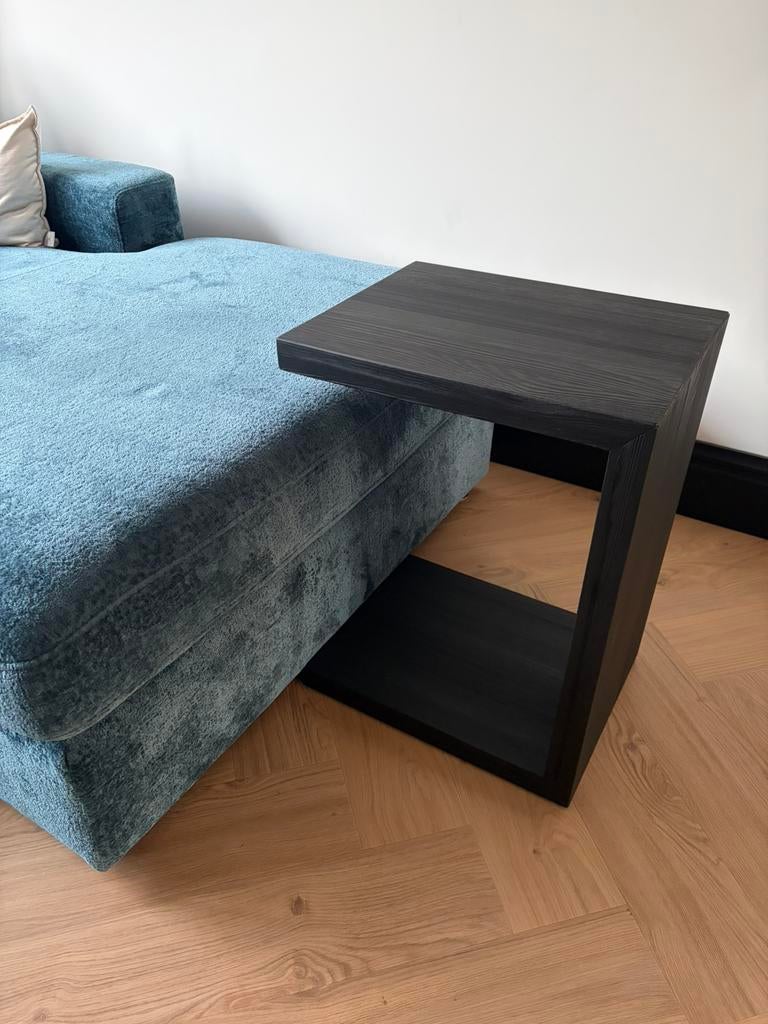 Zwarte grenenhouten tafeltje voor kaarsjes, glazen, laptop, Minder dan 55 cm, Nieuw, Ophalen of Verzenden, Rechthoekig