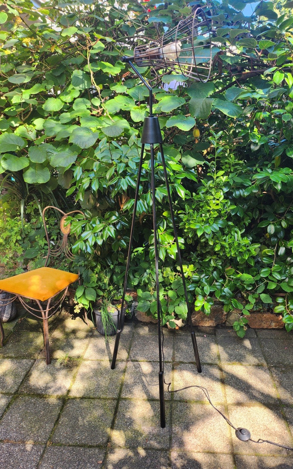 Industriële Stoere Vloerlamp Driepoot, Auto diversen, Ophalen of Verzenden