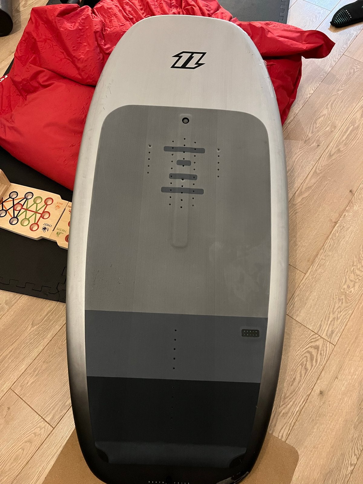 North Sonar AF85 Foilboard met Sonar MA1350 en S270, Ophalen of Verzenden, Gebruikt, Overige typen, Met vinnen