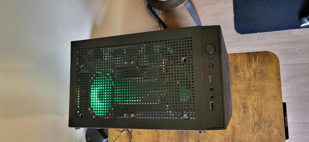 Budget Gaming PC / RTX 2060 OC / i3 10105 / 1080p High Fps, 1.13tb, Zelf gebouwde pc, Refurbished, Ophalen of Verzenden