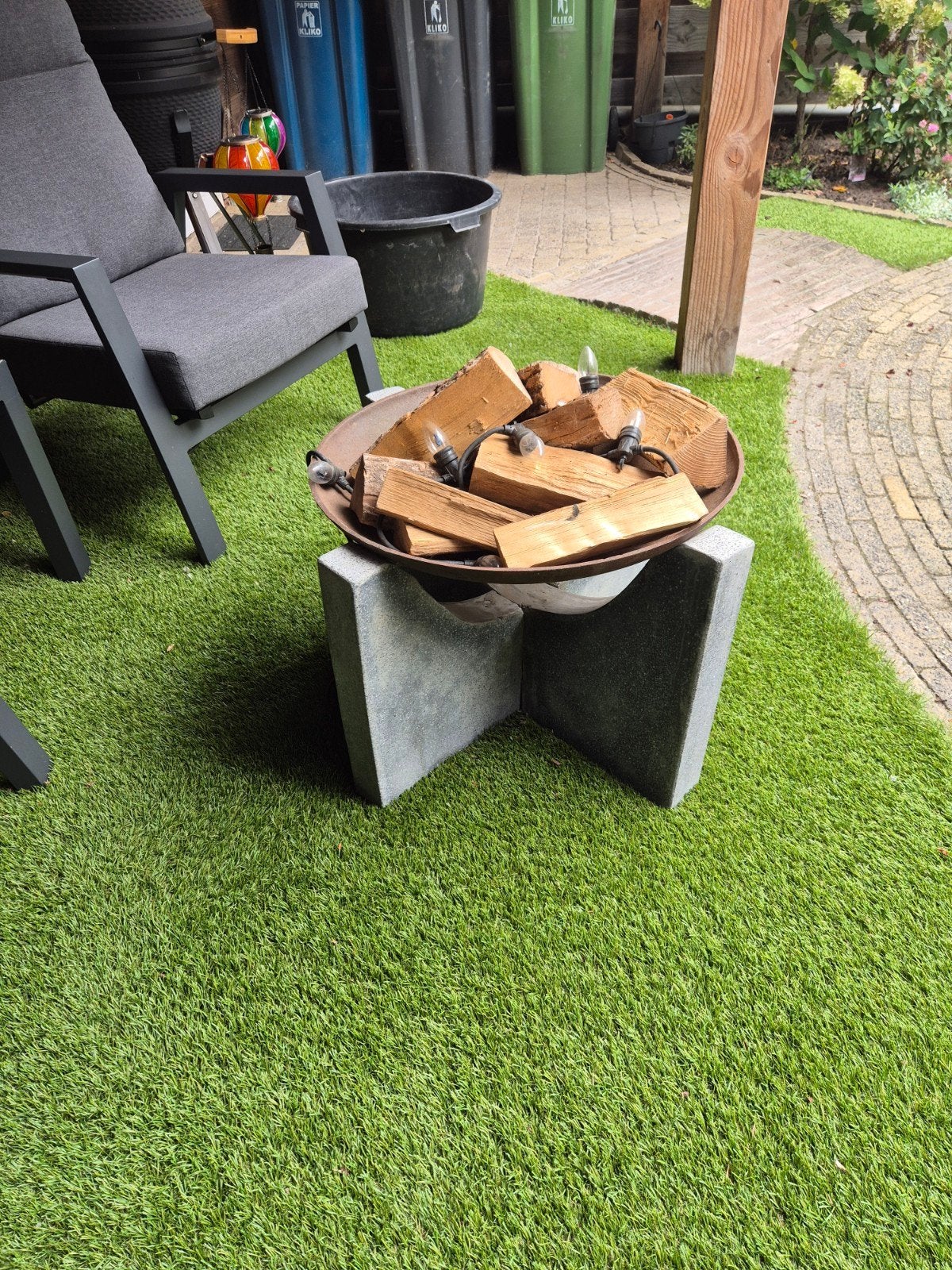 Vuurschaal met betonnen onderstel, Tuin en Terras, Ophalen, Gebruikt, Vuurkorf