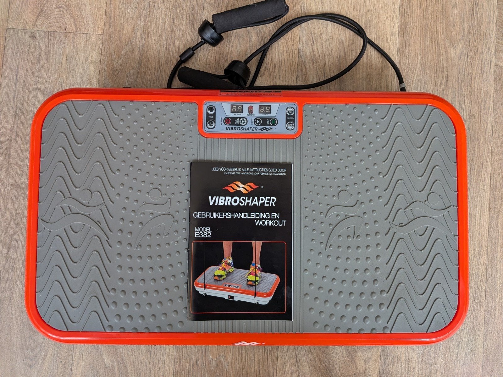 Vibroshaper E382 Trilplaat - Zo goed als nieuw, Ophalen, Kunststof, Buik, Trilplaat