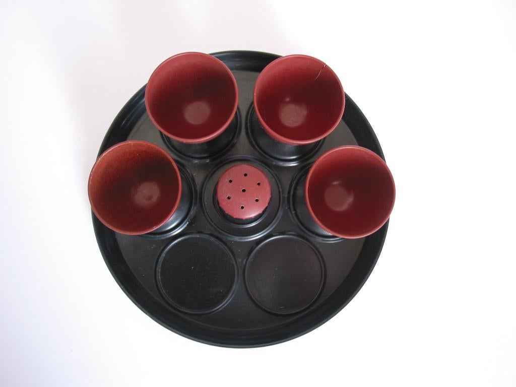 eierdop set zoutvat Art Deco Bakeliet Melamine zwart rood, Ophalen of Verzenden