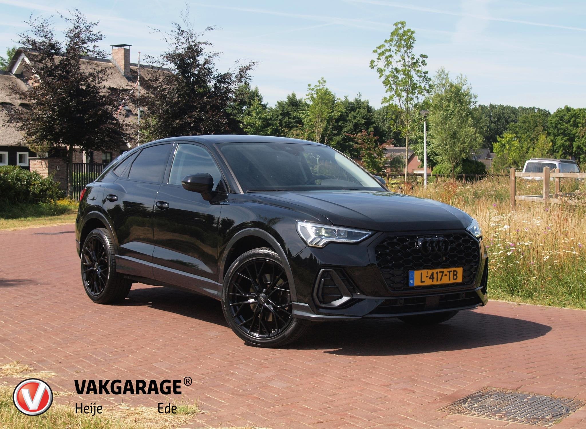 Audi Q3 Sportback 45 TFSI e Advanced Edition | Black Optic |, Dealer onderhouden, Gebruikt, Zwart, Hybride Elektrisch/Benzine