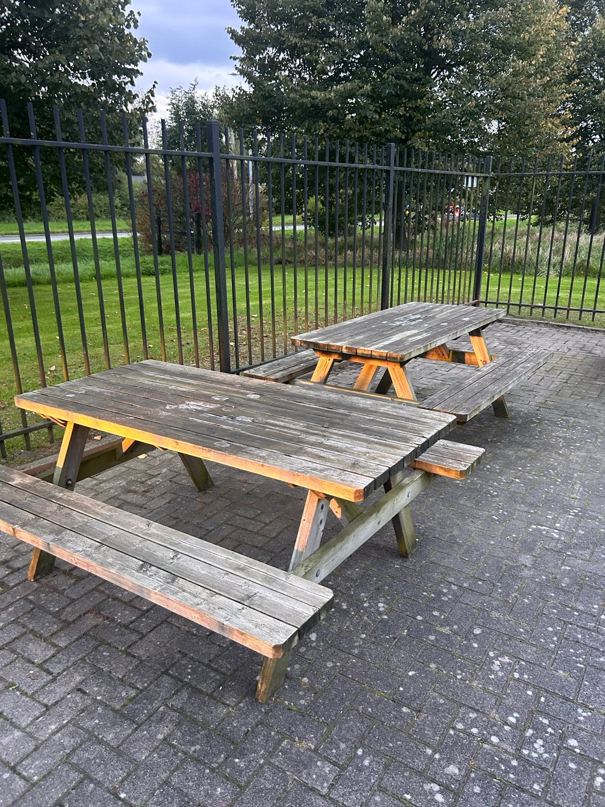 2x Houten picknicktafel - gratis, Tuin en Terras, Ophalen, Gebruikt, Rechthoekig, Hout