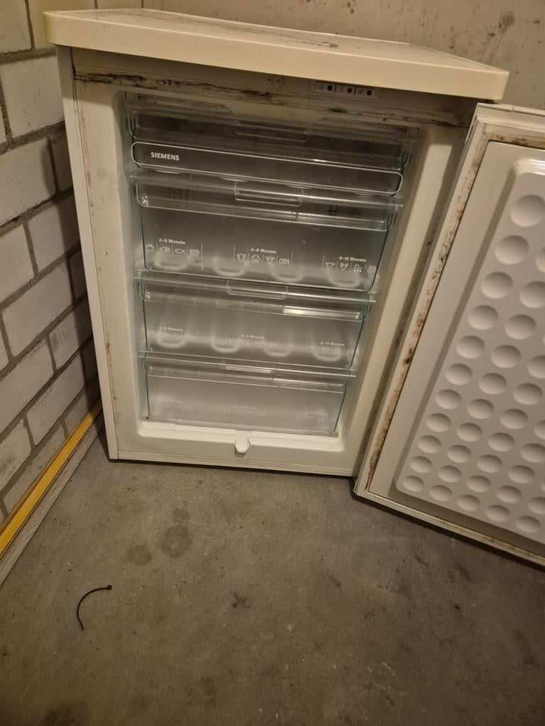 Siemens vriezer - Werkend weggezet!, Gebruikt, Minder dan 60 cm, Vrijstaand, Ophalen
