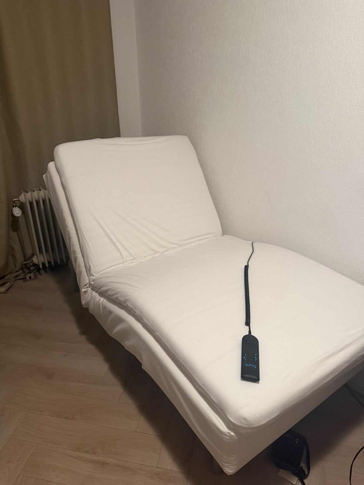 Verstelbaar eenpersoonsbed met afstandsbediening, Ophalen, Overige materialen, 90 cm, Eenpersoons