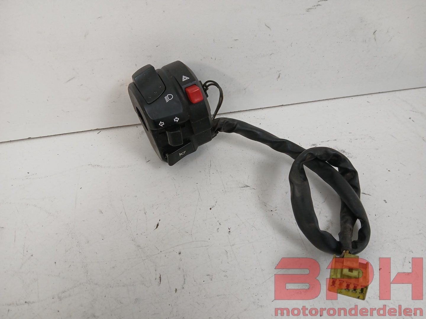 Stuurschakelaar links Suzuki GSX-R 1000 K5 - K6 2005 t/m 200, Motoren, Gebruikt, -, -, Ophalen of Verzenden
