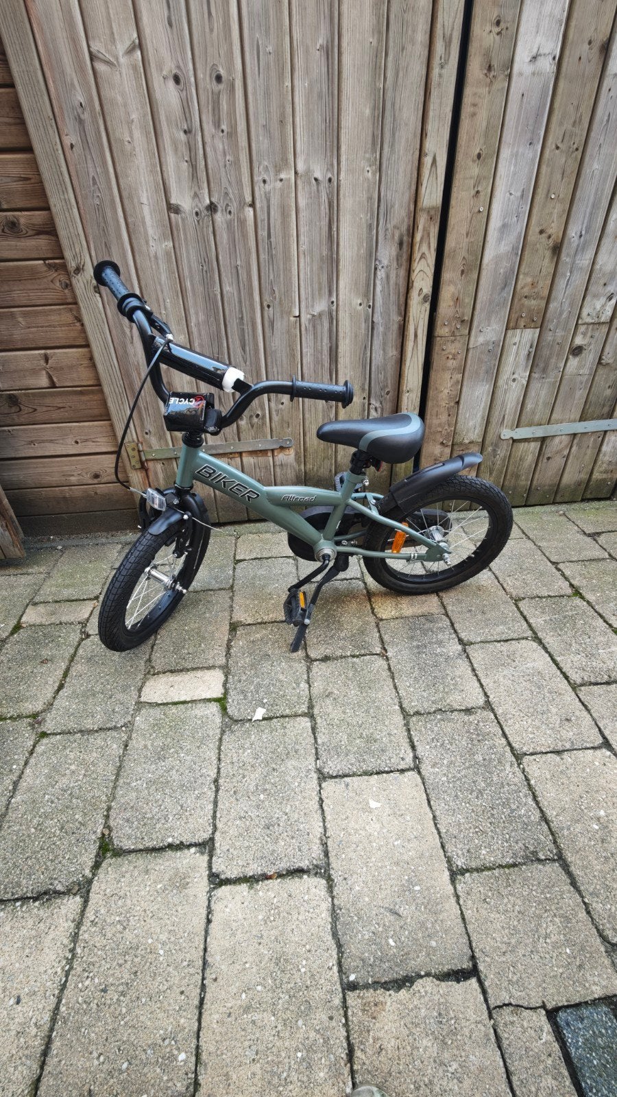 Kinderfiets Biker Allegro 16 inch - Zo goed als nieuw, Fietsen en Brommers, Ophalen, Terugtraprem, Biker, 16 tot 20 inch