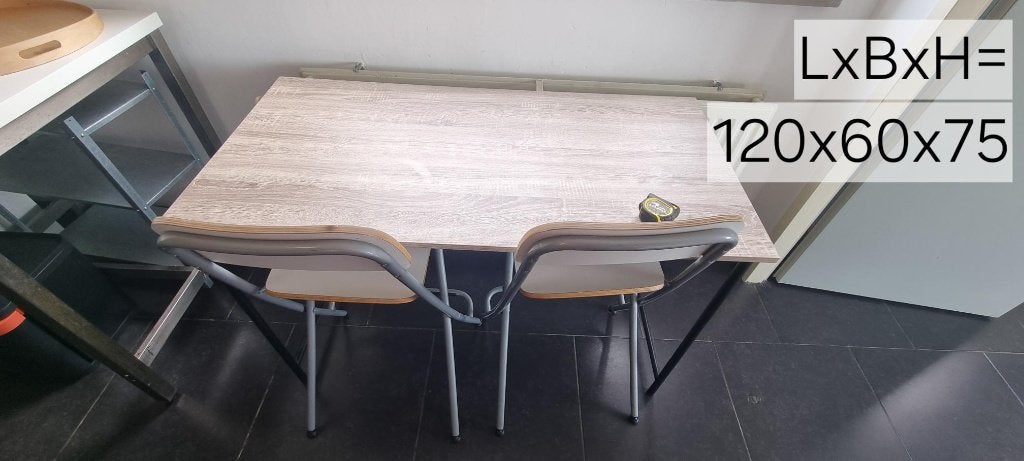 buro gratis en eventueel barkrukken ( 10 euro voor twee), Gebruikt, 120 cm, Spaanplaat of MDF, Overige merken
