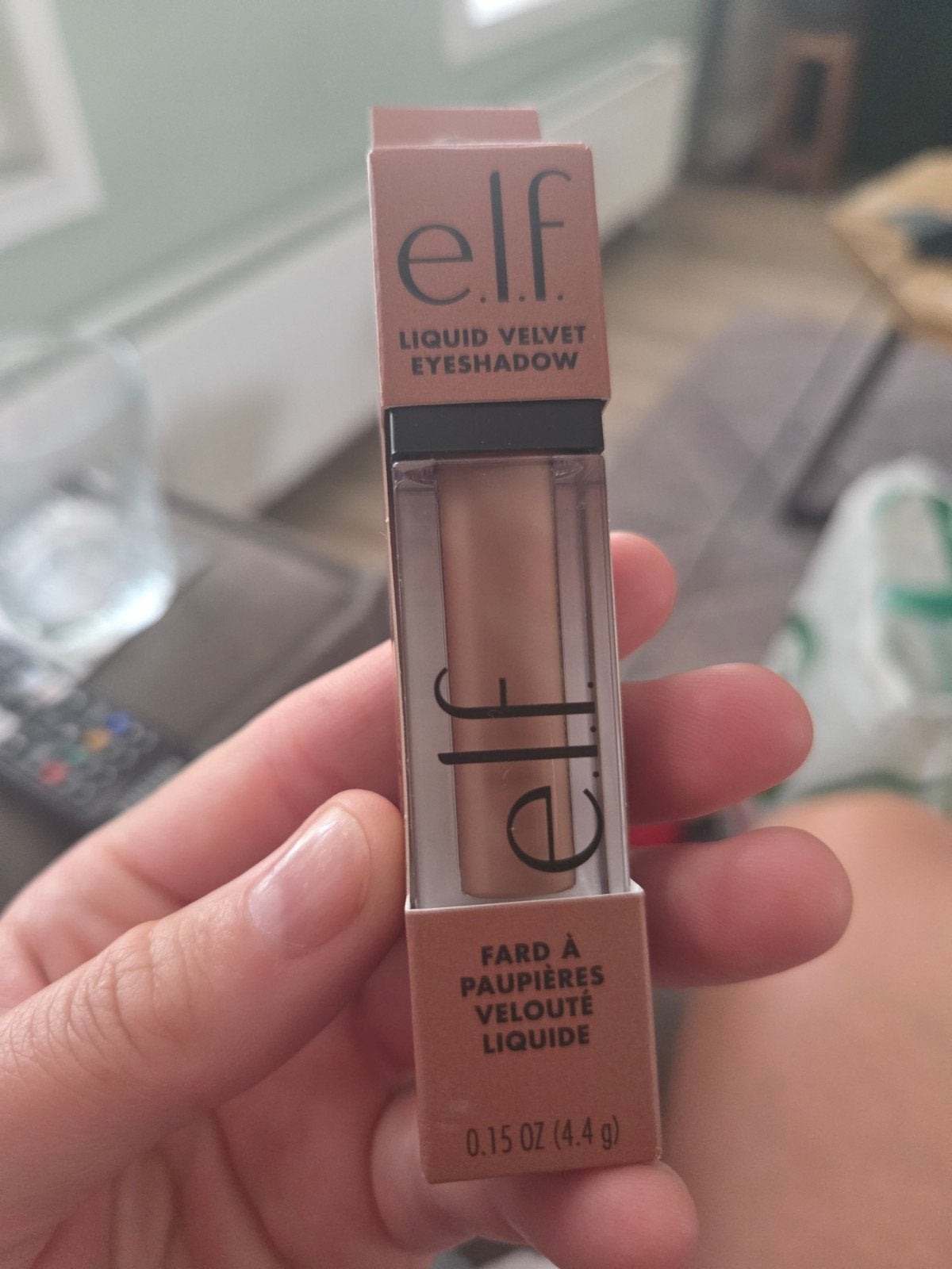 DE viral E.L.F. Liquid Velvet Eyeshadow - Extra Toasted new, Ogen, Bruin, Nieuw, Ophalen of Verzenden