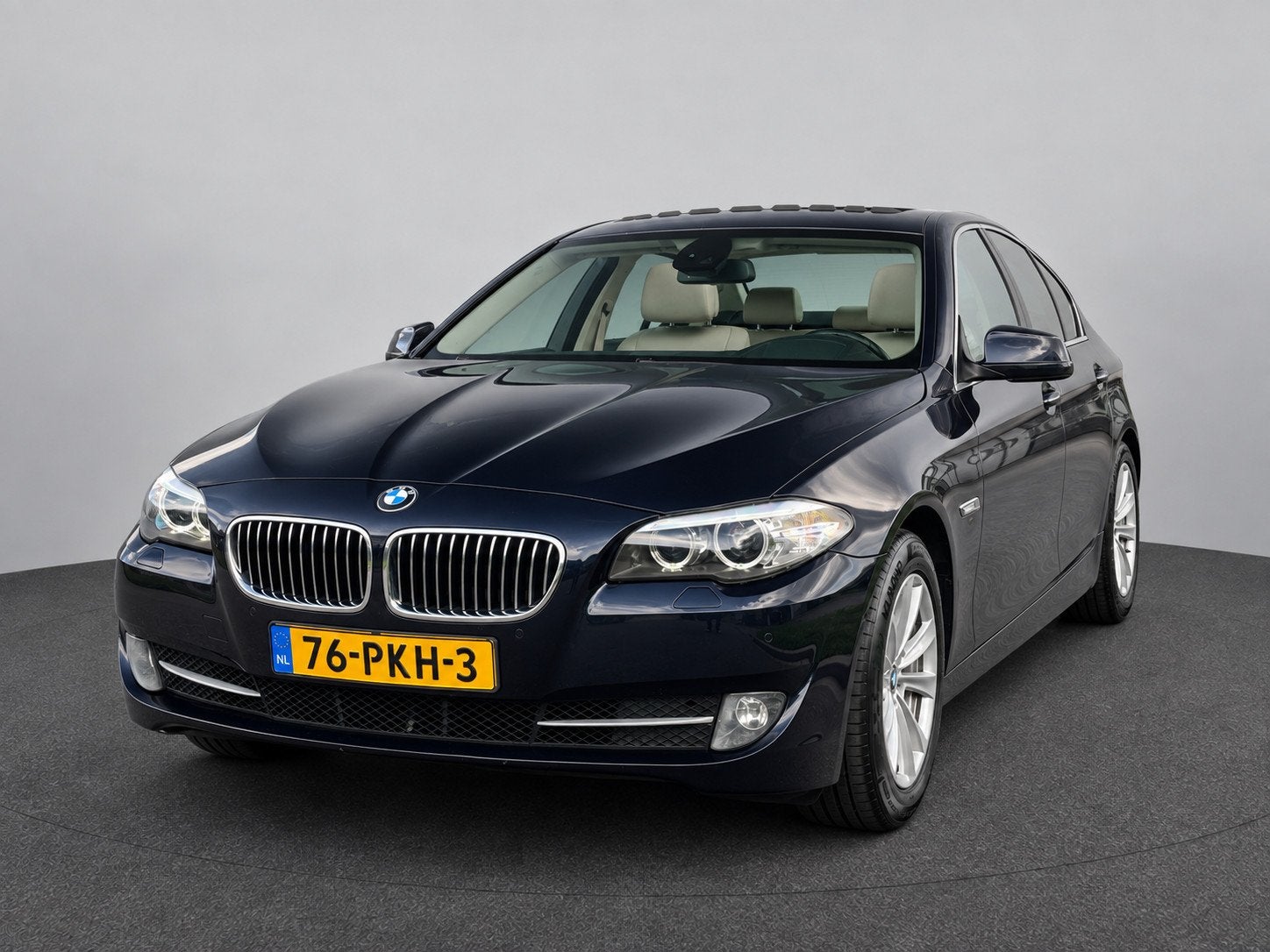 BMW 5-serie 523i Executive | Schuifdak | Head Up | Navi Prof, Auto's, Euro 5, Achterwielaandrijving, Gebruikt, Beige