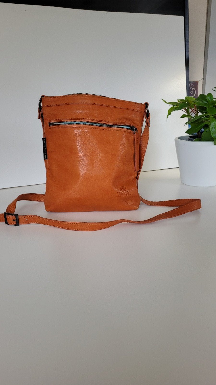 leren Nieuwe crossover tas Fred dela Bretoniere oranje 24x26, Ophalen of Verzenden, Nieuw, Oranje, Leer