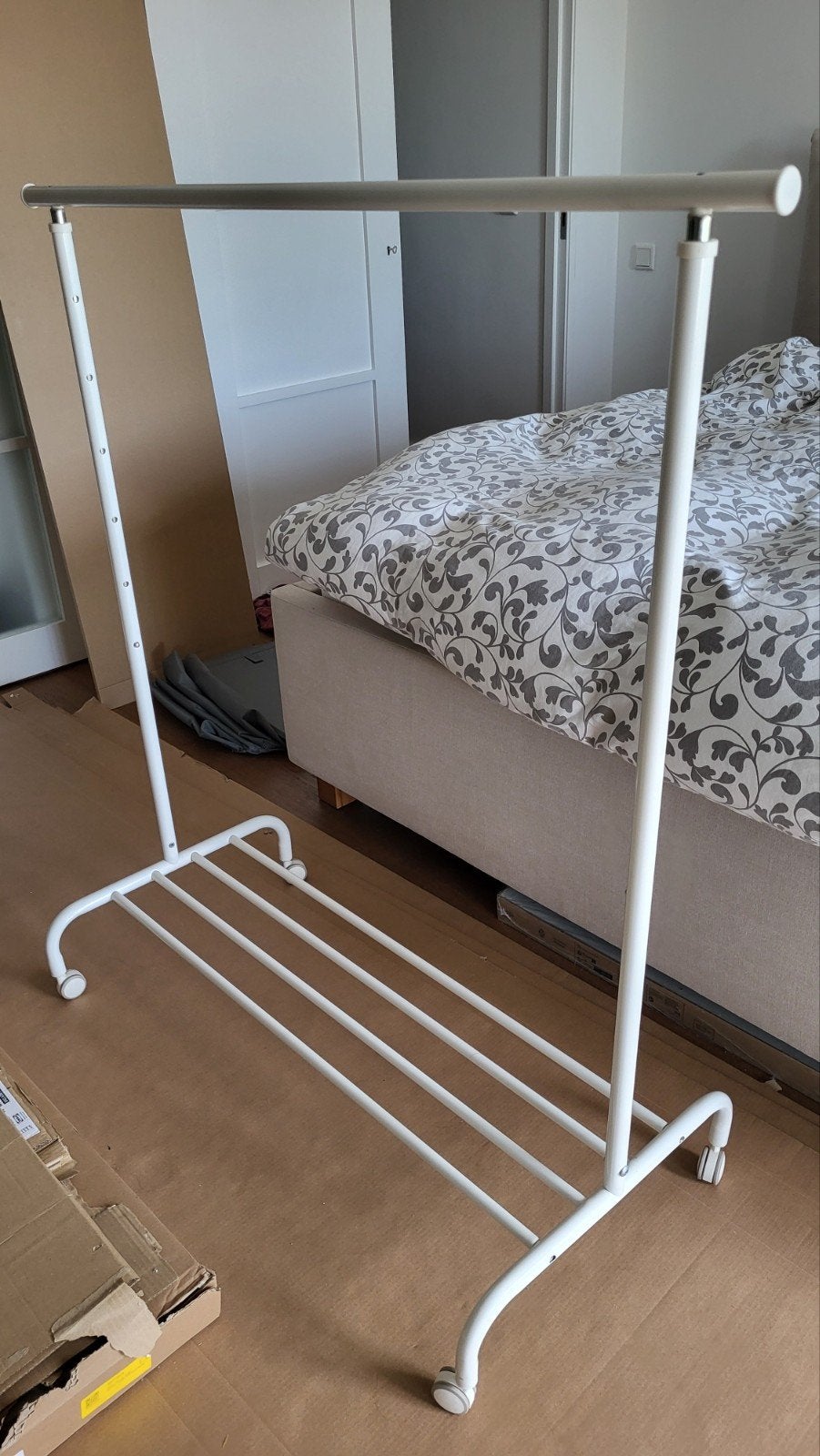 Kledingrek - Clothes rack IKEA Rigga, Ophalen