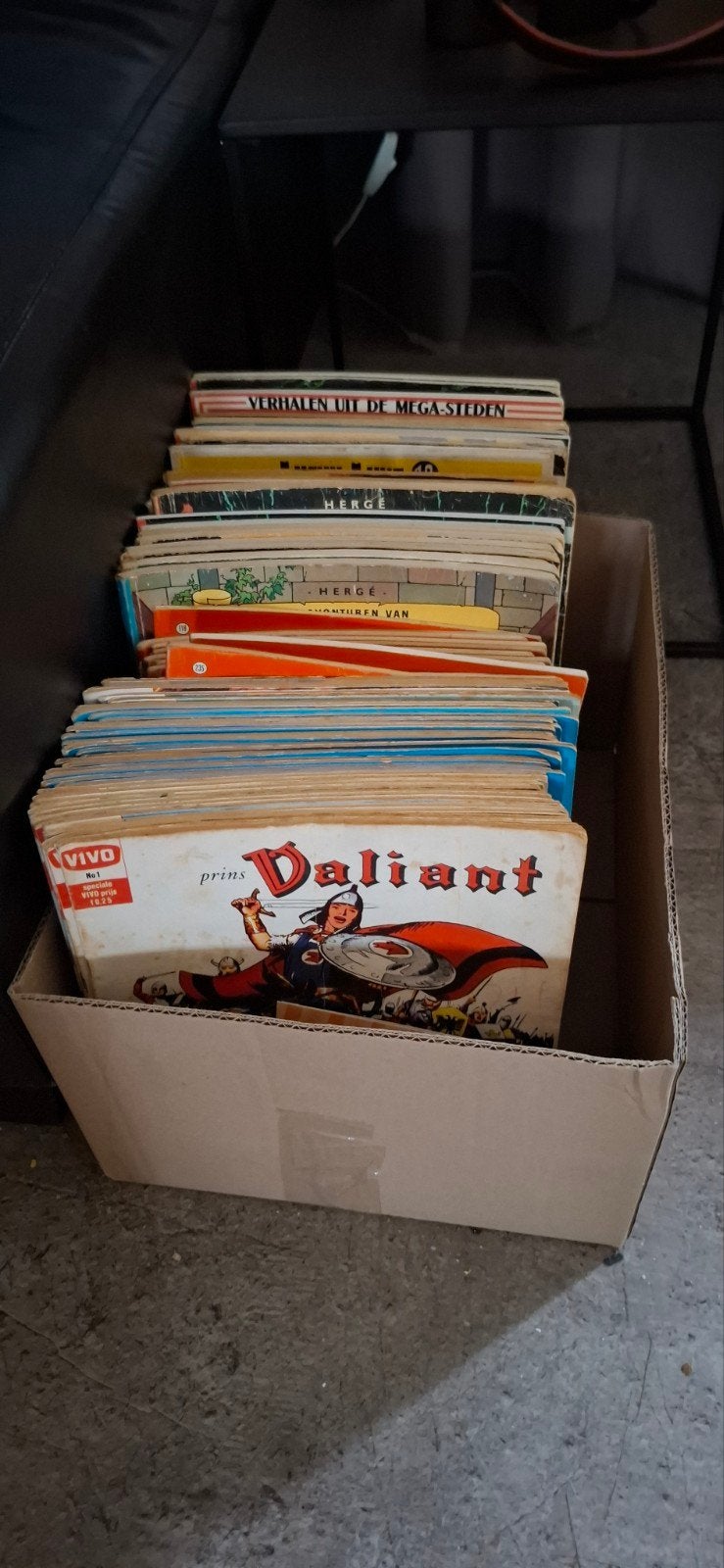 Collectie stripboeken Prins Valiant, Suske en wiske, Kuifje, Ophalen